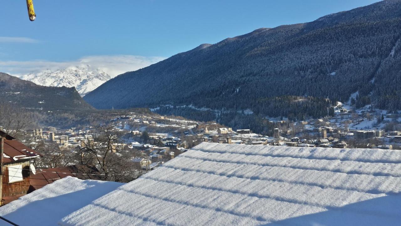 Irina Lextagi Hotel Mestia Buitenkant foto