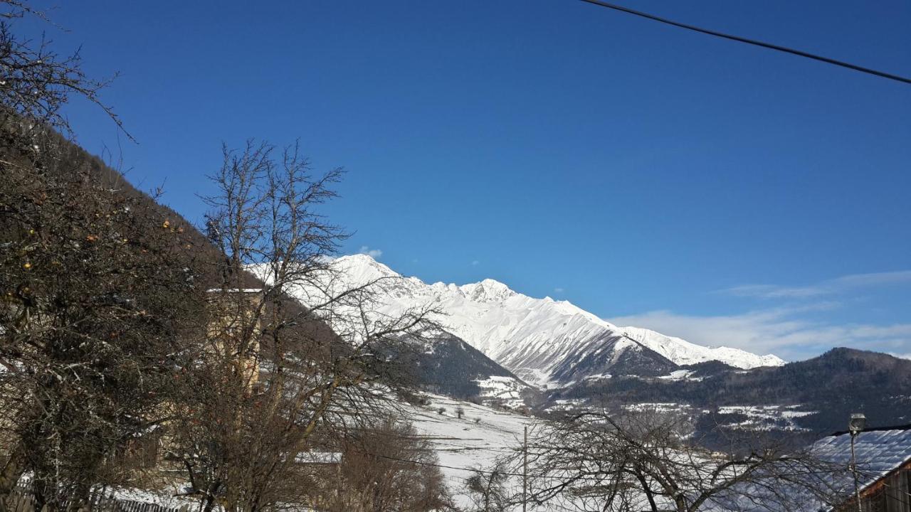 Irina Lextagi Hotel Mestia Buitenkant foto