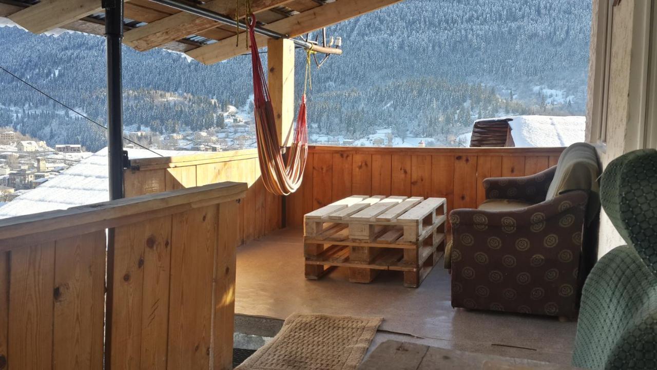 Irina Lextagi Hotel Mestia Buitenkant foto