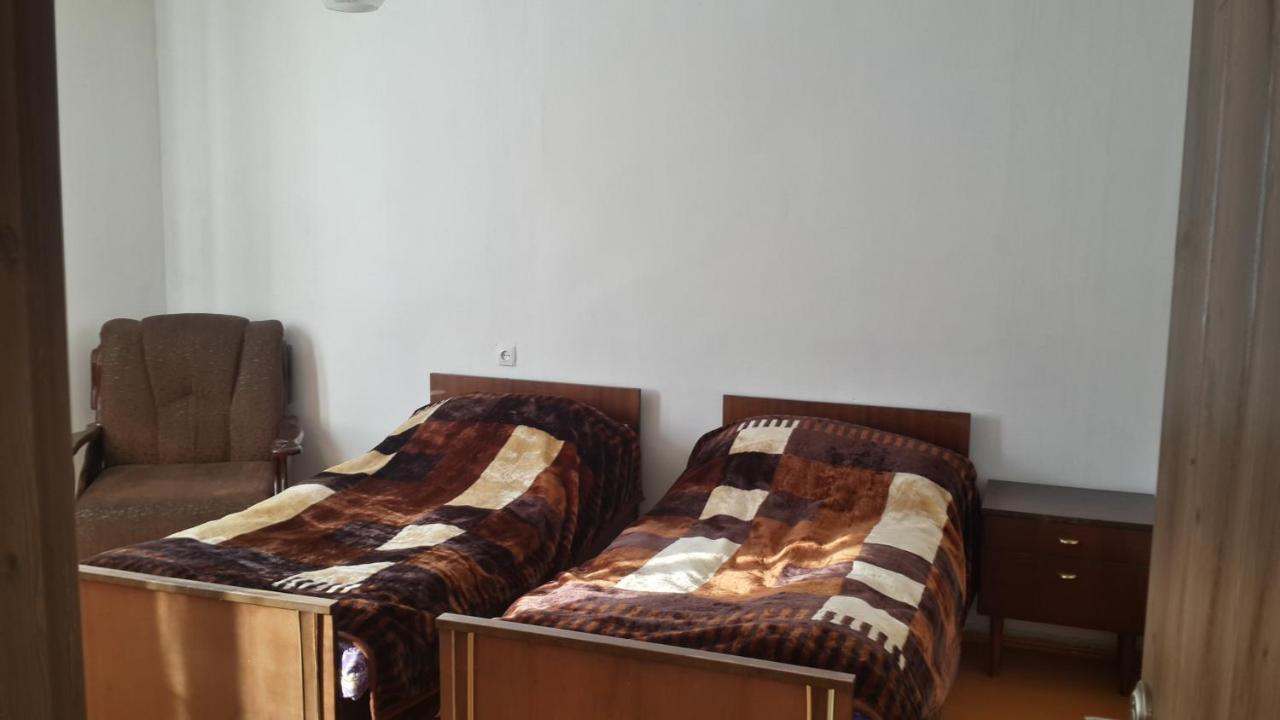 Irina Lextagi Hotel Mestia Buitenkant foto