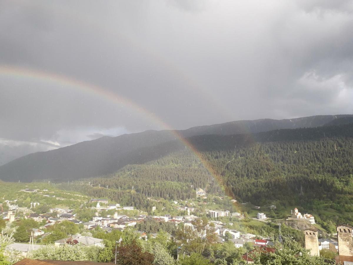 Irina Lextagi Hotel Mestia Buitenkant foto